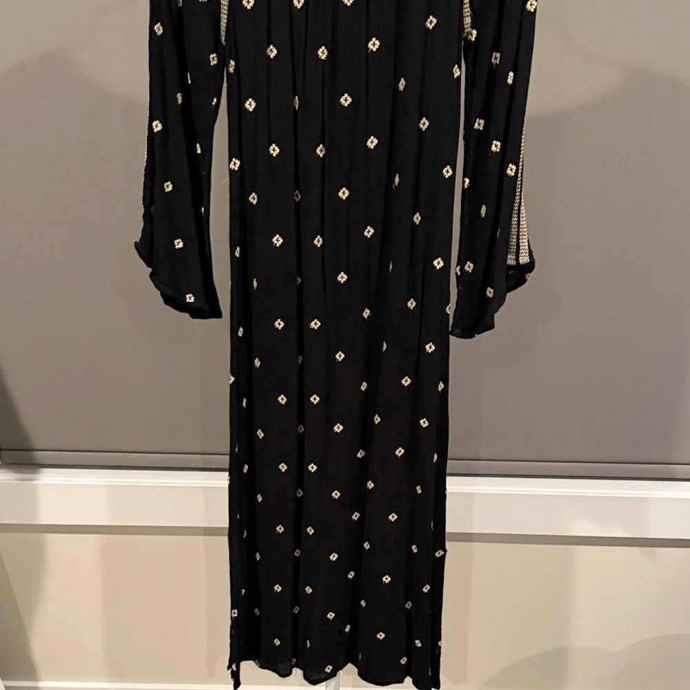 World Market Black Off-the-Shoulder Maxi Dress with Gold Embroidery - Picture 9 of 10